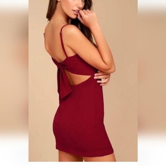 Lulu's XS red dress adjustable bow back tie - Picture 1 of 6